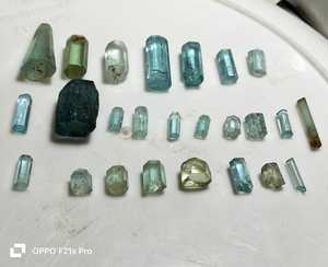 Pierre précieuse naturelle de qualité supérieure, cristal d'aigue-marine bleu poli de Karur, pierre brute pour la fabrication de bijoux, la méditation, la guérison énergétique et les loisirs créatifs - Product Image 2