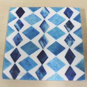 Sous-verres de luxe en résine incrustée Superbe décoration de table faite à la main avec des motifs océaniques et naturels Décoration de table et accessoires Tapis et coussinets - Product Image 3