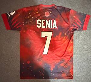 Camiseta de fútbol para hombre con estampado digital DTF, de tela gruesa de 300 GSM, para la moda de invierno. - Product Image 6