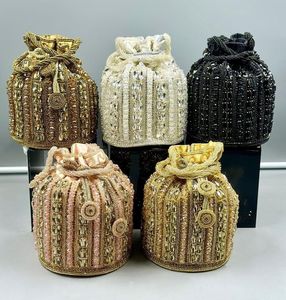 Bolso de Seda Rosa con Forma de Loto, Bordado Artesanal, Asa de Perlas, Bolsa con Cordón, Estilo Étnico para Bodas y Fiestas, Bolso para Mujer - Product Image 3