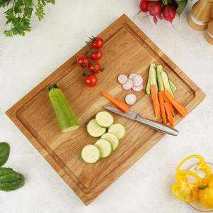 Tabla de cortar de madera premium para la preparación de alimentos en la cocina, superficie de corte de madera natural duradera para uso doméstico por chefs. - Product Image 2