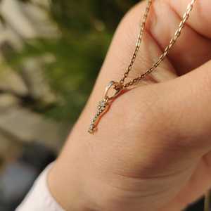 Collar con Colgante de Zirconia en Forma de Corazón, Diseño Moderno, Plata de Ley 925, Cadena Fina, Regalo de Compromiso o Boda, para Uso Diario o en Fiestas - Product Image 6