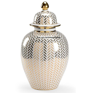 Jarrón de Lujo con Esmalte Blanco y Líneas Azules, Jarrón Grande Tipo Ginger Jar para Mesa de Hotel, Arreglo Floral Moderno con Tapa - Product Image 6