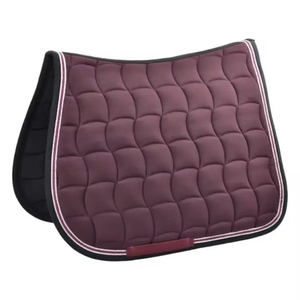 แผ่นรองอานม้าคุณภาพสูงปี 2026 ผลิตตามสั่ง ออกแบบเองได้ ผลิตจากผ้าฝ้าย/โพลีเอสเตอร์ สวมใส่สบาย ขายดี บริการ OEM สำหรับกีฬาขี่ม้าจากปากีสถาน  ขั้นต่ำในการสั่งซื้อน้อย - Product Image 3