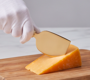 Juego de 3 cuchillos para queso de acero inoxidable dorado con mangos decorativos de cerámica para uso en la cocina - Product Image 4