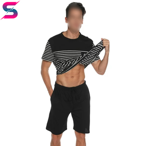 Conjunto de Camiseta y Pantalones Cortos a Rayas de Verano, Estilo Moderno, Cuello Redondo, Tejido de Algodón, Atuendo Informal Transpirable, Diseño a Rayas Blancas y Negras - Product Image 3