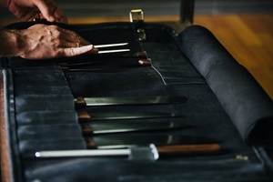 Sac de rangement pour couteaux en cuir classique écologique, fait main, portable, avec emplacements pour la cuisine à domicile LKR-0215 - Product Image 5