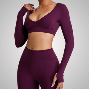 Women Yoga Set Long Sleeve V-Neck Crop Scrunch Back Shorts Activewear - Product Image 3