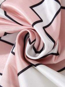 เสื้อเจอร์ซีย์อเมริกันฟุตบอลทรงบ็อกซี่ คอวี พิมพ์ลายแบบซับลิเมชั่น แฟชั่นสตรีทแวร์ ไซส์ใหญ่ สำหรับผู้ชาย เนื้อผ้าโพลีเอสเตอร์ระบายอากาศได้ดี 240GSM - Product Image 4