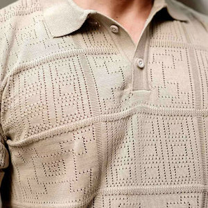 T-shirt de golf personnalisé pour hommes, fabrication OEM, vente en gros, polos 100% coton, manches courtes, anti-plis, logo brodé - Product Image 4