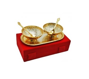 Wholesale Eco-Friendly Durable Luxury Gold Plated 2 Bowl 2 Spoon Tray Set Indian Wedding Party Festive Housewarming Favor Gifts - Product Image 1
