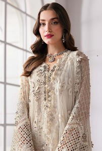 ชุดสูทกึ่งสำเร็จรูป Fox Georgette พร้อมงานปัก Khatli และลายปักเลื่อม สำหรับคอลเลกชันชุดอินเดียและปากีสถาน - Product Image 2