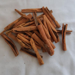 Broken <b>Cinnamon</b> Natural Aromatic Spice With Rich Fragrance Carefully Selected Pieces For Food Ingredient Supply - Product Image 2