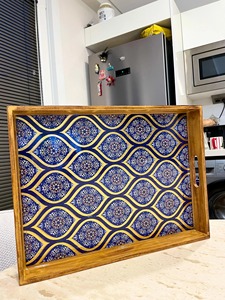 Bandeja rectangular de madera para servir refrescos, bandeja increíble con parte superior pintada a mano en color azul, regalos de inauguración de casa. - Product Image 3