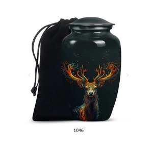 Elegante urna de cremación de ciervo rosa, urna de ciervo rosa para cenizas, urna conmemorativa de vida silvestre para cenizas de adultos, urna funeraria decorativa hecha a mano. - Product Image 4