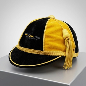 Casquettes d'honneur OEM personnalisées en velours avec pompon doré – Casquettes d'honneur et de présentation haut de gamme - Product Image 1