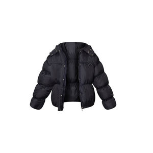 Veste matelassée imperméable et tendance avec rembourrage chaud et capuche ajustable pour une protection contre le froid. - Product Image 4