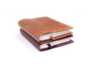 Couverture de carnet rechargeable en plastique souple et cuir de haute qualité, avec boucle pour stylo, impression personnalisée, vente en gros directe d'usine - Product Image 1
