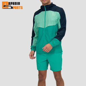 Conjunto Deportivo de Dos Piezas para Hombre, Chaqueta Cortavientos con Capucha y Pedrería, Pantalones Jogger, Material Impermeable de Poliéster/Nailon, Personalizable - Product Image 4