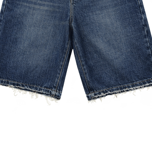 Shorts de Mezclilla con Pedrería de Alta Calidad, Fabricación OEM, Tela de Origen Avanzado, Colocación Precisa de Cristales - Product Image 4