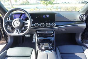 Performances parfaites, voiture d'occasion propre, Mercedes-AMG E53 Cabriolet 2023, voitures d'occasion prêtes à être expédiées - Product Image 2