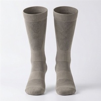Chaussettes de course pour femmes, compression serrée, polyester, nylon, soutien sportif, respirantes, évacuation de l'humidité, couleur personnalisée