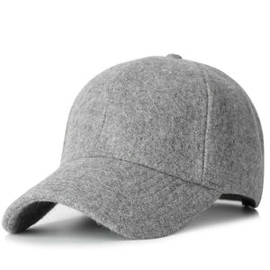 Gorra Deportiva de 5 Paneles P-Caps con Correa Ajustable, Ajuste Seguro y Cómodo, Transpirable e Impermeable, Casual, Unisex, Personalizable - Product Image 1