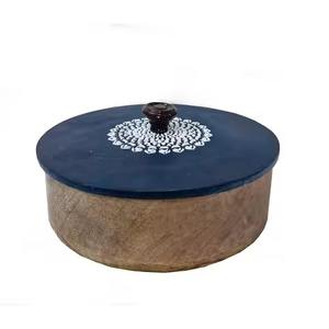 Boîte à chapati en bois de style traditionnel, conteneur de rangement pour pain roti, boîte à roti faite à la main - Product Image 2