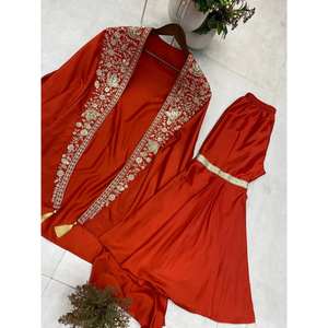 Hermoso conjunto de top y pantalón de gasa con chal para fiesta, elegante y con estilo - Product Image 4