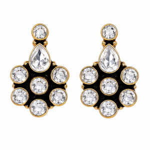 Fournisseur en gros : Dernière collection de boucles d'oreilles clous tendance plaquées or antique, motif floral, sertissage clos, cadeau de fiançailles, commande en gros - Product Image 1
