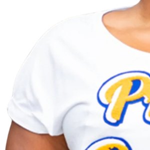T-shirt gris pour femme Pretty Poodle, style sororité grecque, avec motifs blancs, bleus et dorés, décontracté et confortable pour tous les jours - Product Image 4