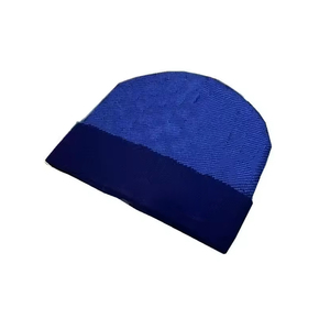 Bonnet d'hiver unisexe de luxe à motif damier en acrylique tricoté avec pompon en crochet pour le ski, modèle Bob de créateur - Product Image 3