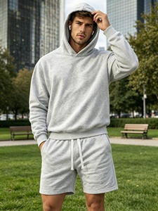 Ensemble de sweat-shirt à capuche gris pour homme, ensemble décontracté en tissu molletonné uni, short assorti, tenue de printemps, tissu doux et confortable - Product Image 6