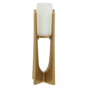 Porte-bougie en métal doré avec un design architectural, supportant une grande bougie blanche pour la décoration moderne de la maison - Product Image 2