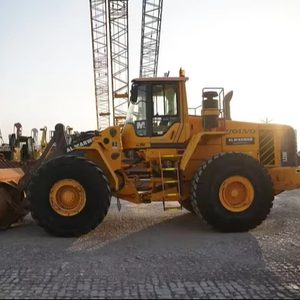 Cargadora de Ruedas Delantera Volvo L220F de Alta Calidad, Motor Diésel, Componentes Hidráulicos HYDAC, Control PLC, Alta Eficiencia - Product Image 1