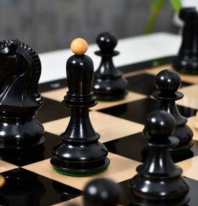 Elegante juego de ajedrez Dubrovnik 1950 versión 3.0 con piezas de ébano y madera de boj, Rey de 3.75 pulgadas, al mejor precio. - Product Image 2