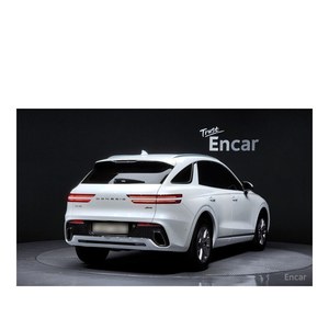 Genesis GV70 2.5T AWD 2024, SUV a Gasolina con 19,033 km, Emisión Euro V, Caja de Cambios Automática, Asientos de Cuero, Volante a la Izquierda, Cámara Trasera - Product Image 2
