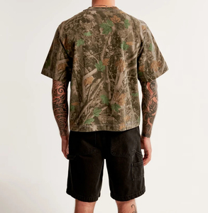 เสื้อยืดผู้ชายทรงบ็อกซี่ผ้าฝ้ายถัก 100% แบบคอโอ ทรงหลวม ไหล่ตก สไตล์สตรีทแวร์ ระบายอากาศได้ดี มีไซส์พลัส รับสั่งทำเสื้อ - Product Image 4