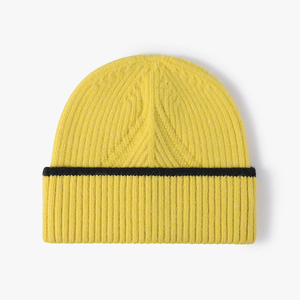 Gorros de punto personalizados con logo OEM al por mayor, gorros de invierno 100% acrílicos para adultos, proveedor a granel, gorro moderno 2026 - Product Image 5