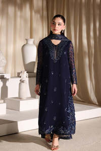 Robe Traditionnelle Grise en Soie Brodé de Perles pour Mariage, Style Indien et Pakistanais, Idéale pour Tenue de Soirée 2026 - Product Image 6