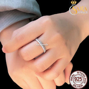 Anillo de eternidad de plata 925 más vendido para mujer, estilo clásico para compromiso y bodas, disponible a precio de exportación. - Product Image 3