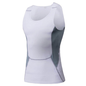 Débardeur de sport personnalisé en polyester respirant pour hommes, avec logo sur mesure, idéal pour la musculation et le fitness – Nouveau design disponible en ligne - Product Image 2