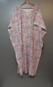 Nuevo Kaftán Elegante de Naaz Textile con Estampado Animal, Cuello en V, Cordón Ajustable, Manga Corta, Corte Evase, 100% Algodón, Encaje de Verano, Largo Completo en la Parte Delantera - Product Image 3