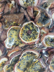 BEST-SELLER |   Tranches de fruit de la passion séchées, bio, acidulées, pour détox, eau, thé, smoothie, jus, bar à boissons, vente en gros, Vietnam - Product Image 4