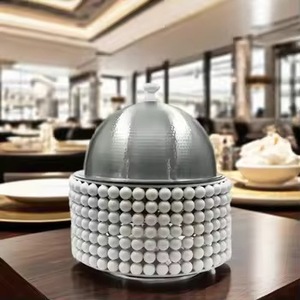 หม้ออุ่นอาหารสแตนเลสทรงสี่เหลี่ยมพร้อมฐานแบบมีร่อง ฝาปิดทรงโดมเรียบ หูจับแนวนอน หม้อบุฟเฟ่ต์ดีไซน์หรูหรา - Product Image 4