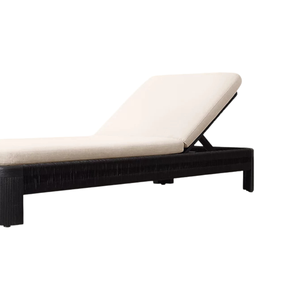 Tumbona Moderna de Teca Negra para Exteriores, Minimalista, Resistente a la Intemperie, con Respaldo Ajustable y Cojín Confortable - Product Image 5