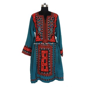 Vestido Banjara Kuchi Balochi Hecho a Mano, Estilo Vintage, Único y Bohemio, Modelo BDR040 - Product Image 3