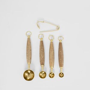Juego de Cucharas Medidoras Artesanales de Madera de Mango y Latón - Utensilios Culinarios Premium para Hornear, Café y Especias, Artículos Artesanales para el Hogar - Product Image 1