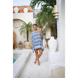 Vestido mini caftán azul tie-dye para mujer, de ajuste holgado, con manga murciélago y bajo estampado, ideal como salida de playa. - Product Image 2