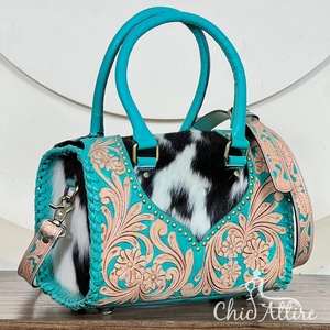 Sac de voyage chic en cuir véritable à motif floral classique - Bagage de sport écologique, léger et durable pour femmes - Product Image 1